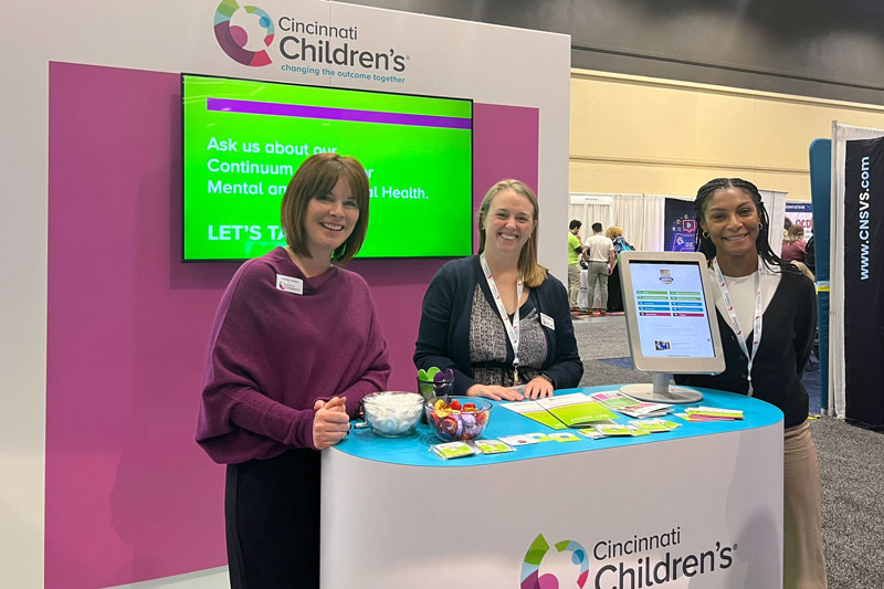 Cincinnati Children's exhibit booth